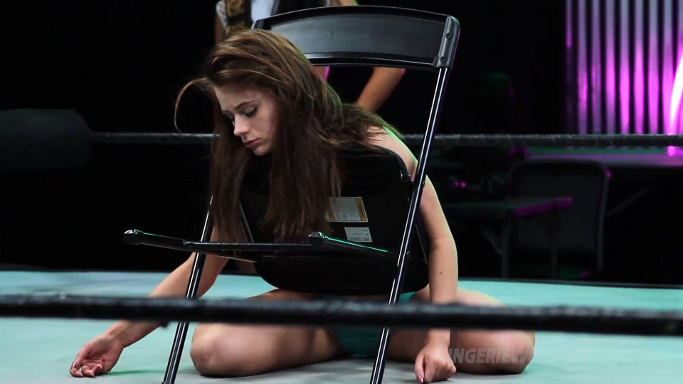 Ringdivas Rack DOWNLOAD - Mixed Wrestling Vol.8 (Brooke vs. The Associate) – RingDivas.com